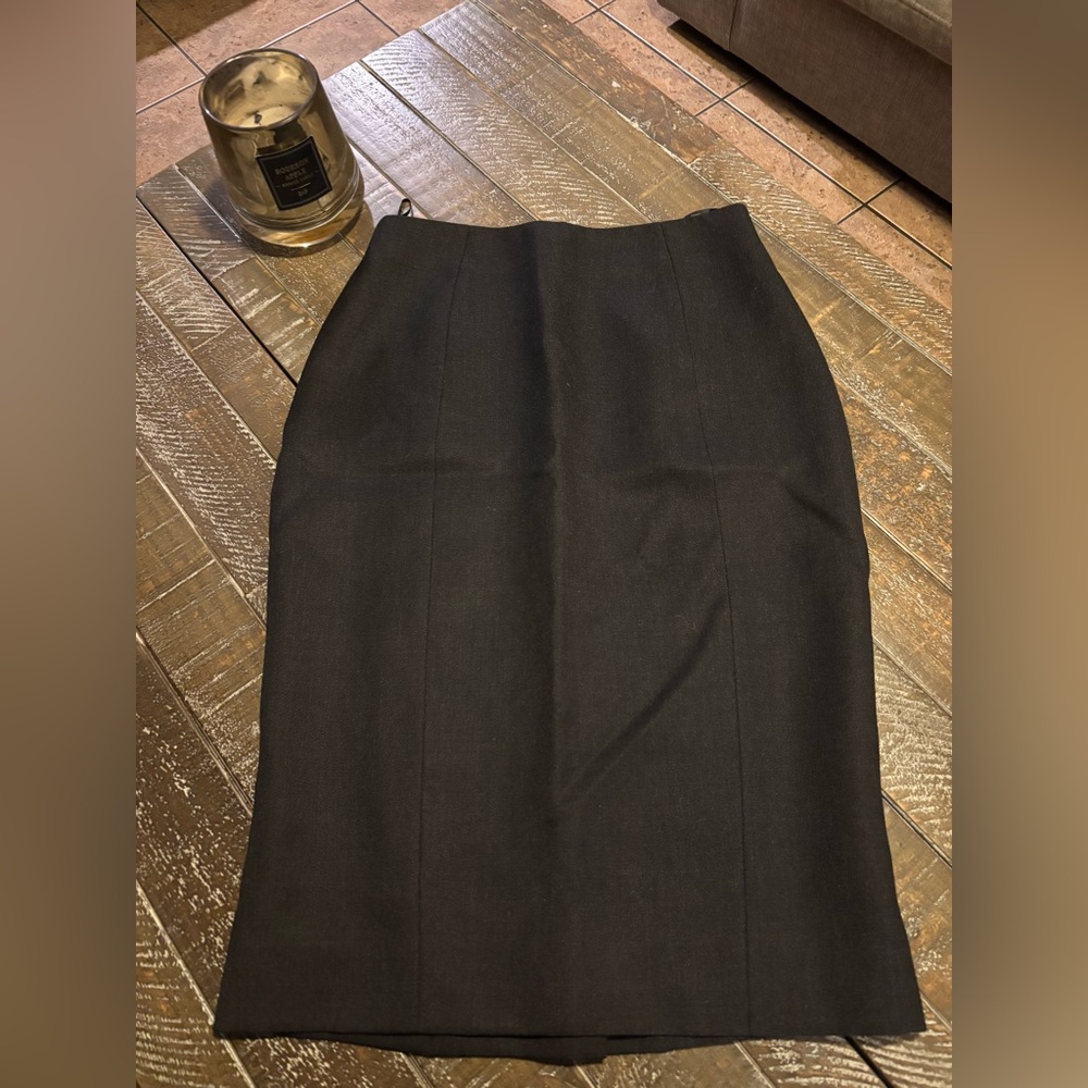 Nina Ricci Classic Black Pencil Skirt